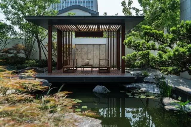 bat365在线平台私家“中式庭院”设计恬静自然的中式花园才是院子应有的样子(图3)